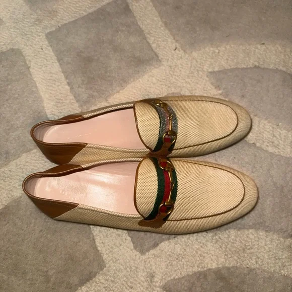 Gucci Tan and Brown Loafers with Green Accent - Picture 16 of 16
